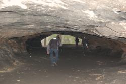 Quirl, Diebskeller, Schichtfugenhöhle